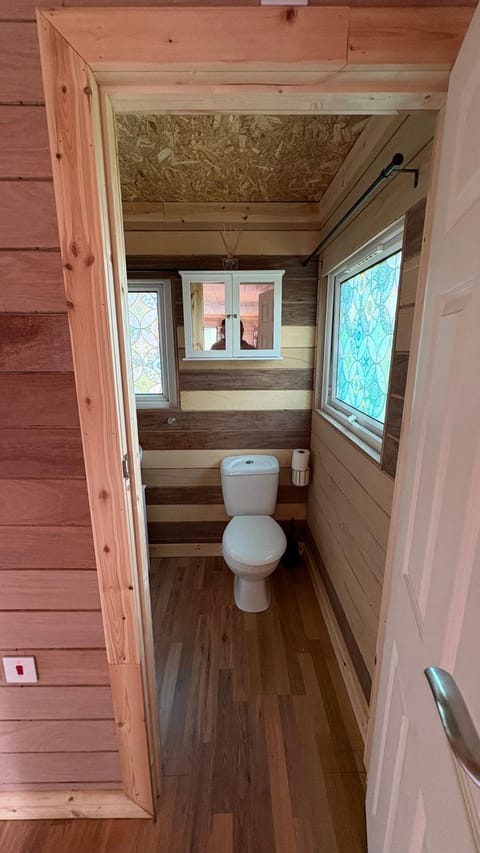 Bryn Bettws Lodge Nature lodge in Wales