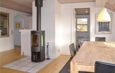 Pet Friendly Home In Henne With Sauna Haus in Henne Kirkeby
