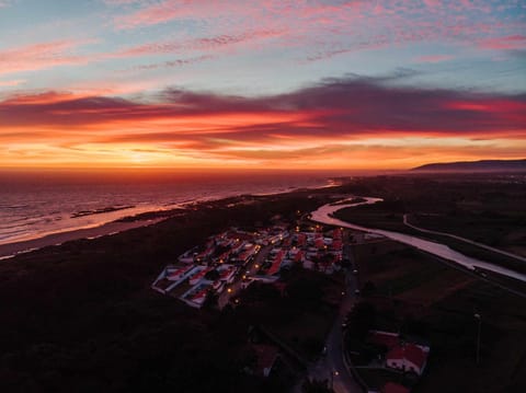 Natural landscape, Bird's eye view, View (from property/room), City view, Mountain view, River view, Sea view, Sunset