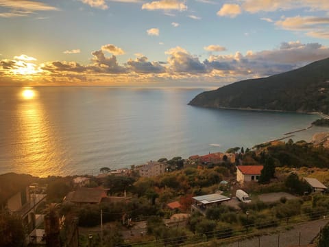 Natural landscape, Hiking, Sea view, Sunset