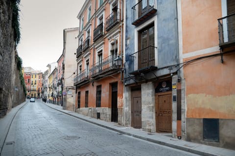 Facade/entrance, Neighbourhood, City view, Street view, internet, internet, locker, locker, minibar, stove, stove, washing machine, washing machine, kitchen, kitchen, air conditioner