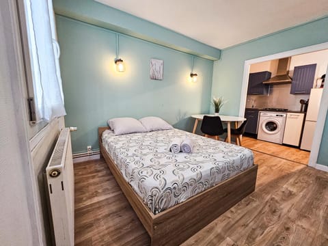 Beau T1 2 personnes BERGSON Apartment in Saint-Étienne