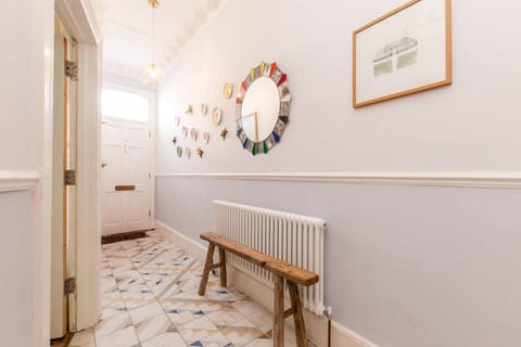 Chic Edwardian Home With Garden House in Ramsgate