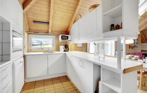 Amazing Home In Hvide Sande With Kitchen House in Hvide Sande