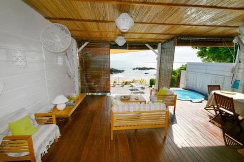 Balcony/Terrace, Living room, Seating area, Sea view