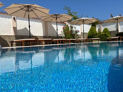 Pool view, Swimming pool