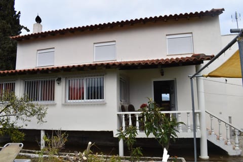 Property building, Balcony/Terrace