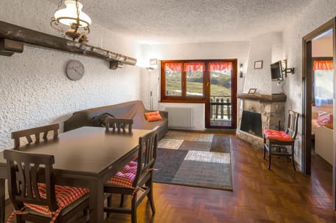 3 Pini Apartment in Prato Nevoso