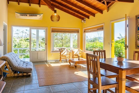 Living room, Photo of the whole room, Seating area, Dining area