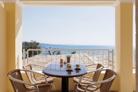 Natural landscape, View (from property/room), Balcony/Terrace, Sea view