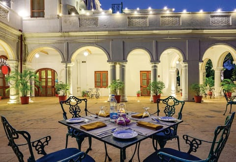 Property building, Dining area