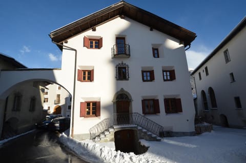 Chesa Michel Appartement in Samedan