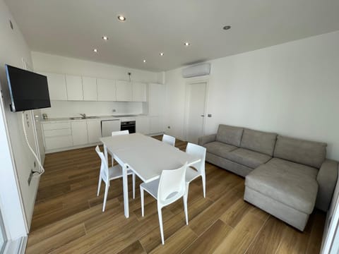 TV and multimedia, Living room, kitchen