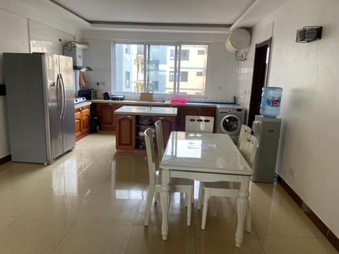 Masaki Anne H & Apartment Condominio in City of Dar es Salaam
