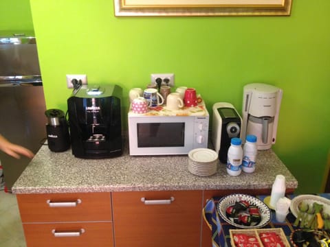 Coffee/tea facilities