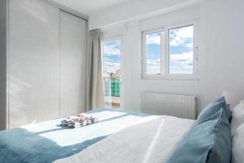 New spacious apartment located in Piraeus Condo in Pireas
