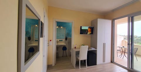 TV and multimedia, Balcony/Terrace, Bedroom