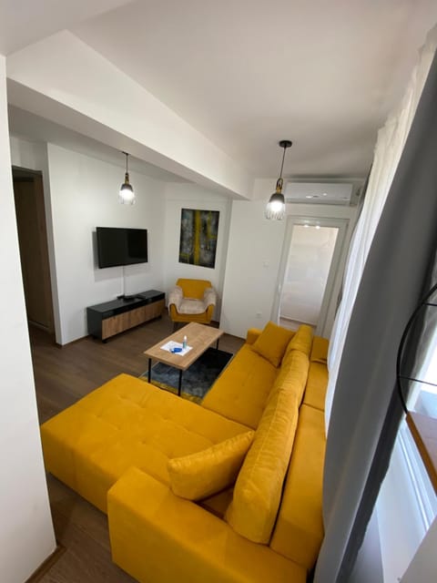 Kostas Duplex Apartment in Skopje