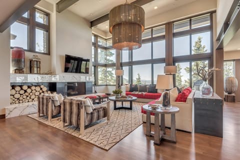 Stunning 6-Bedroom Chalet in Heart of Park City home Haus in Park City