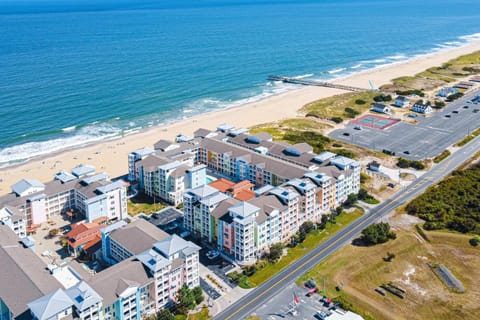 The Sanctuary - Sunset Thrille Penthouse B431 Condo in Sandbridge