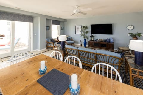 The Sanctuary - Sea Forever A303 Apartment in Sandbridge