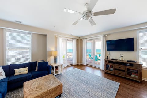 The Sanctuary - Seaside Grandeur A208 Apartment in Sandbridge