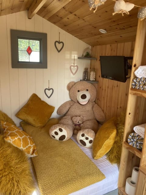 Shepherd's Hut at St Anne's - Costal Location Country House in Plymouth