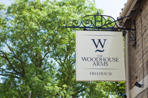 The Woodhouse Arms Inn in South Kesteven District