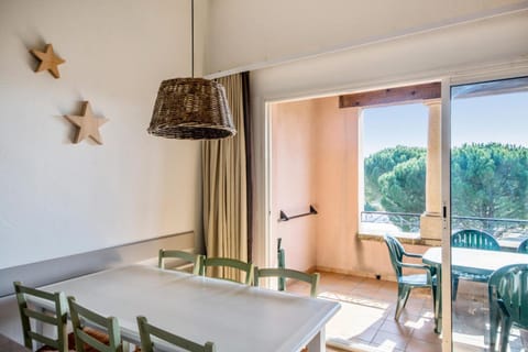 Village Pont Royal en Provence - maeva Home - Appartement 3 pièces 6 personnes Condo in Mallemort