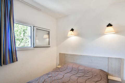 Résidence Debussy - maeva Home - Appartement 2 Pièces 4 Personnes - Budget 37 Apartment in Carnoux-en-Provence