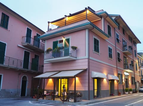 Albergo La Marina B&B Hotel in Deiva Marina