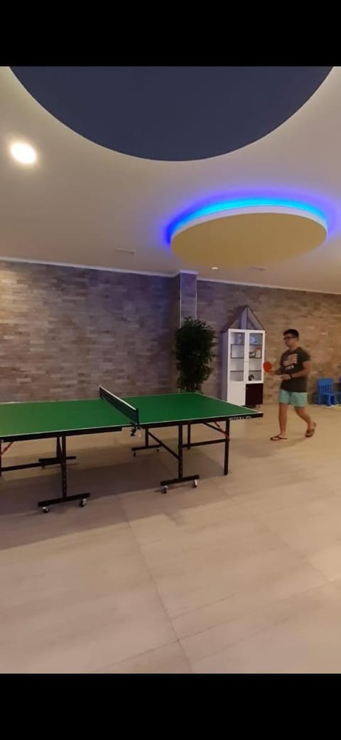 Table tennis