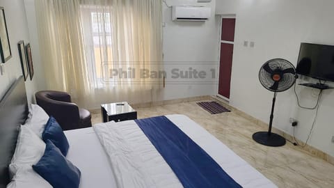 PhilBan Suites 1 Hotel in Lagos
