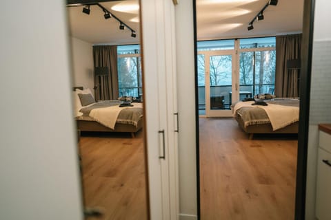Möhnestube mit Seeblick, Pool und Sauna Appartamento in Möhnesee