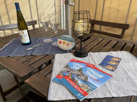 Food and drinks