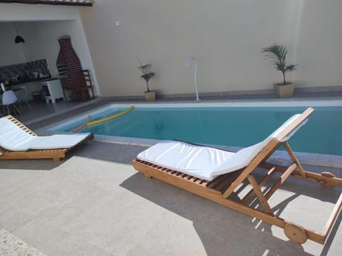 Ivana Imoveis - Casa com Piscina na Praia do Morro á 2 minutos da praia House in Guarapari