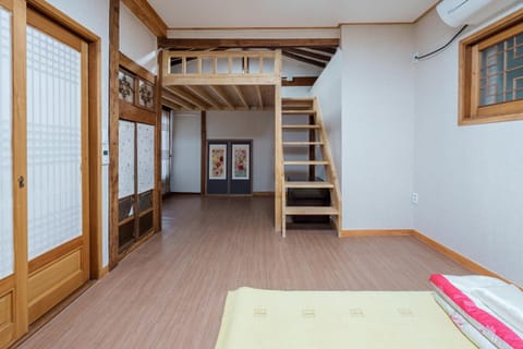 Aega Hanok Guesthouse Chambre d’hôte in Daegu