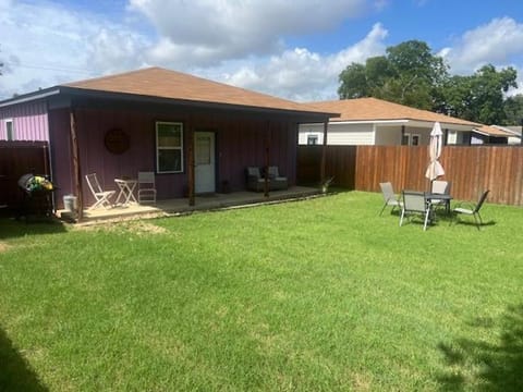 Purple Sage House in Fredericksburg