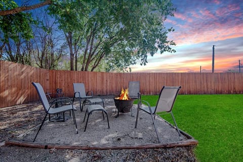 Purple Sage House in Fredericksburg