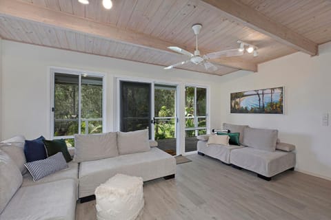 Palm Cove Retreat House in Patonga