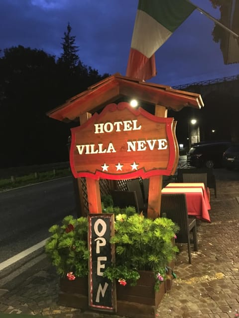 Meuble Villa Neve Hotel in Cortina d Ampezzo