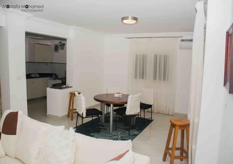 Modern 3 Bedroom Apartment Walk to Cafés & Bookstores Condo in Cairo Governorate