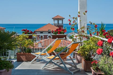 Day, Balcony/Terrace