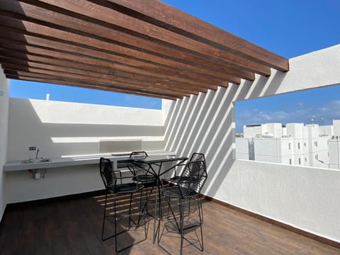 Kuxaan Cielo Departamento con Rooftop Terraza privada cerca de la playa Condo in Playa del Carmen