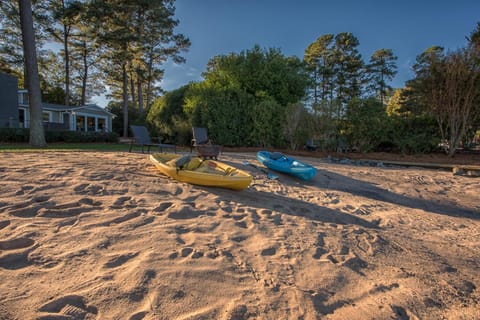 Lake Norman Playaway House in Mooresville