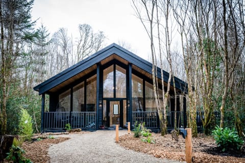 Property building, Facade/entrance, Garden, Garden, View (from property/room), View (from property/room)