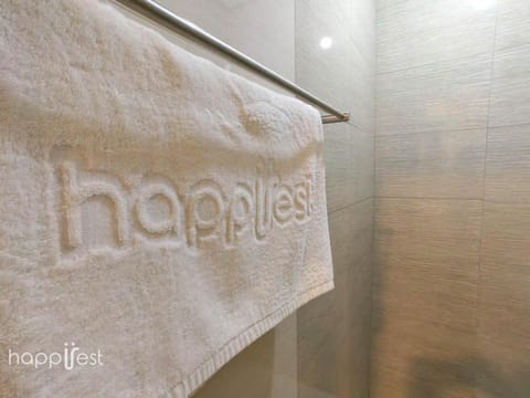 Happirest The Minimalist at 150 Newport Boulevard, NAIA 3 Apartment hotel in Pasay