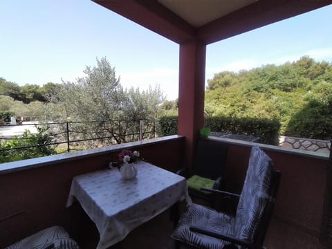 No stress on Cres Apartment in Cres