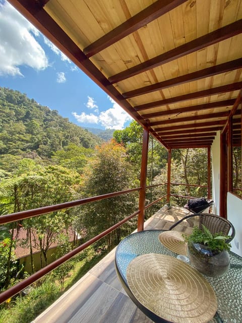 Balcony/Terrace, Mountain view