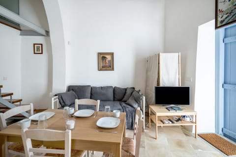 To Hani - Kamara Studio Apartment in Nicosia City